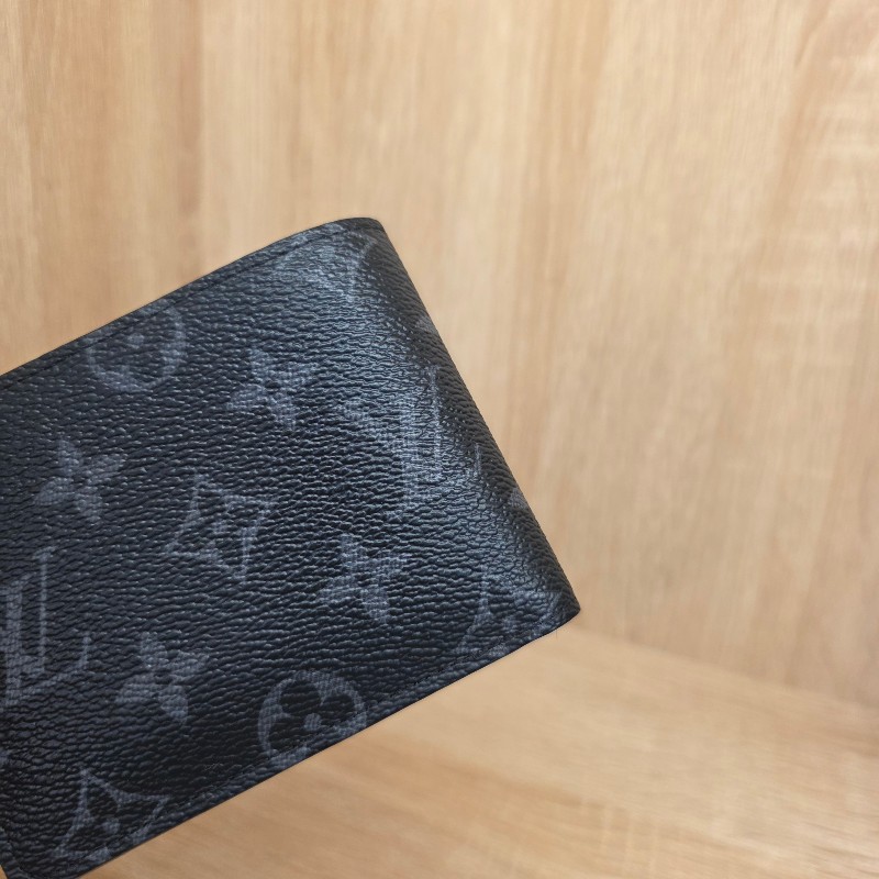 [專櫃銷量排名🥰超甜價出] LV黑灰老花Multiple5卡短夾-9