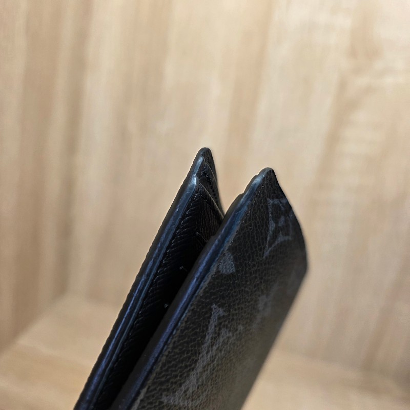 [專櫃銷量排名🥰超甜價出] LV黑灰老花Multiple5卡短夾-11