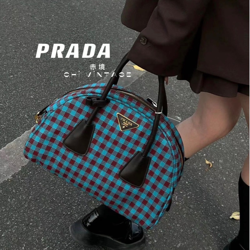 S級 98成新 Prada 藍紅格紋保齡球包-4