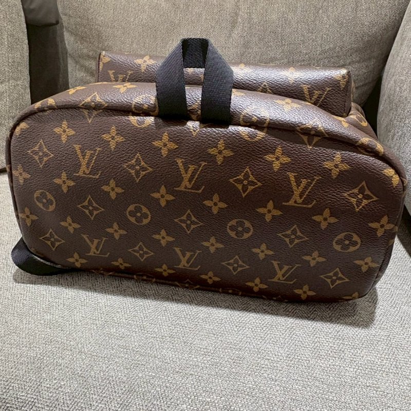 LV 老花 雙肩後背包-4