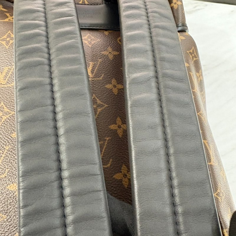 LV 老花 雙肩後背包-18