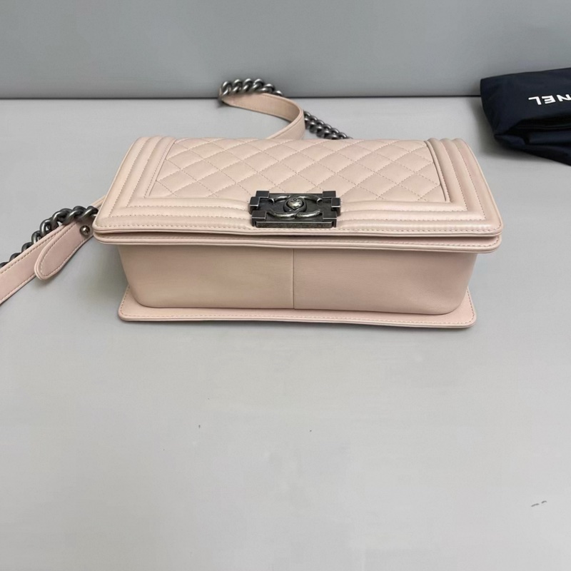 Chanel香奈兒 leboy中號 藕粉色牛皮菱格包-2
