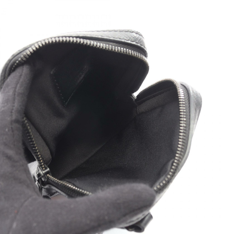 路易威登 Danube Messenger 斜背包 M30332 Taiga 皮革 黑色-2