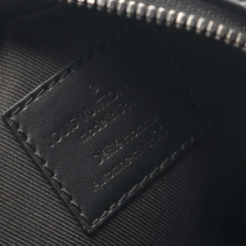 路易威登 Danube Messenger 斜背包 M30332 Taiga 皮革 黑色-3