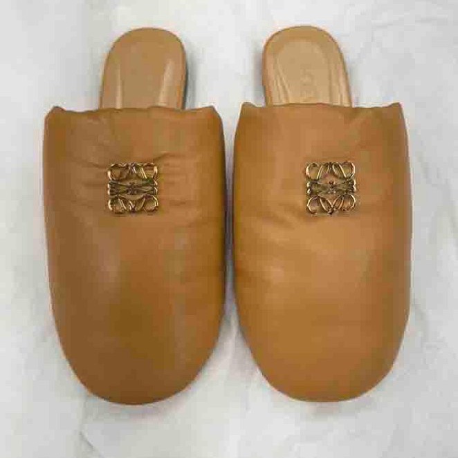 Loewe太可愛太可口的napa駝色麵包平底鞋-1