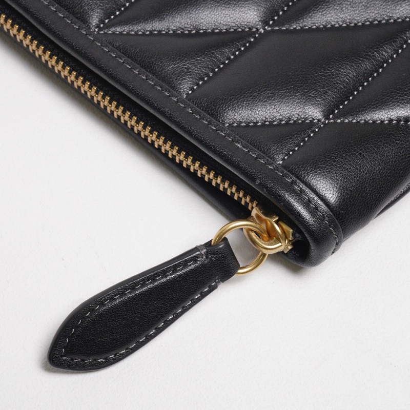 COACH POUCH 28 絎縫手拿包 一組2個-10