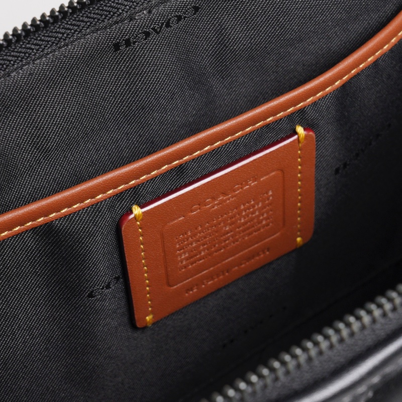 COACH POUCH 28 絎縫手拿包 一組2個-17