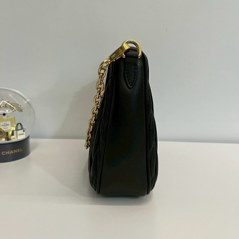 Miu Miu 三合一 hobo 黑金-2