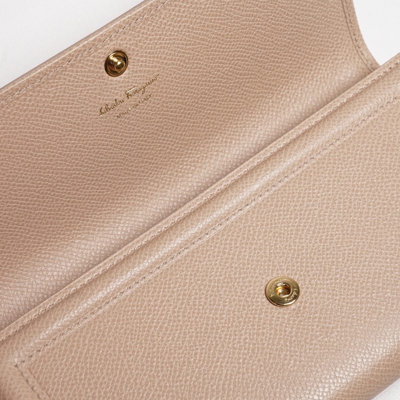 FERRAGAMO 長夾銀包-7
