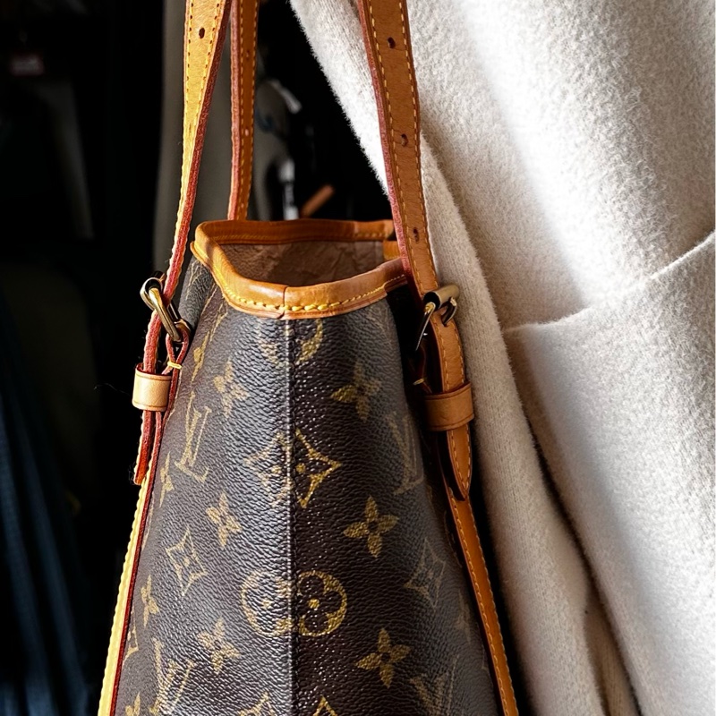 【法製經典】LV Monogram Bucket PM 水桶包、經典老花配蜜糖色植鞣革,法製 FL 序號,實用派首選!-4