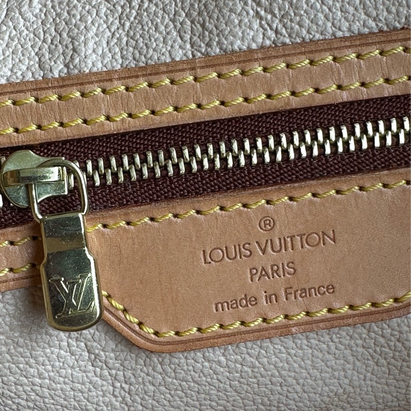 【法製經典】LV Monogram Bucket PM 水桶包、經典老花配蜜糖色植鞣革,法製 FL 序號,實用派首選!-27