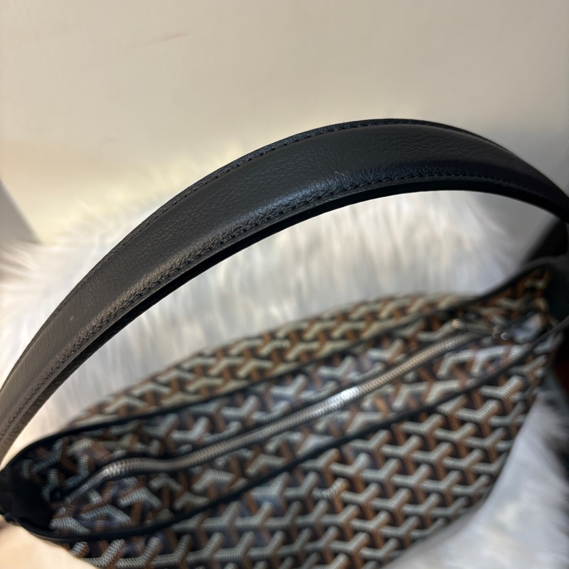 Goyard hobo黑棕肩背包-1