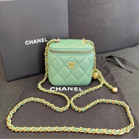 【全新 ✨ 全網最低價！】chanel 香奈兒 綠色金球 小盒子 羊皮 最新款帶鏡 晶片款（下單前先詢問庫存❗️）