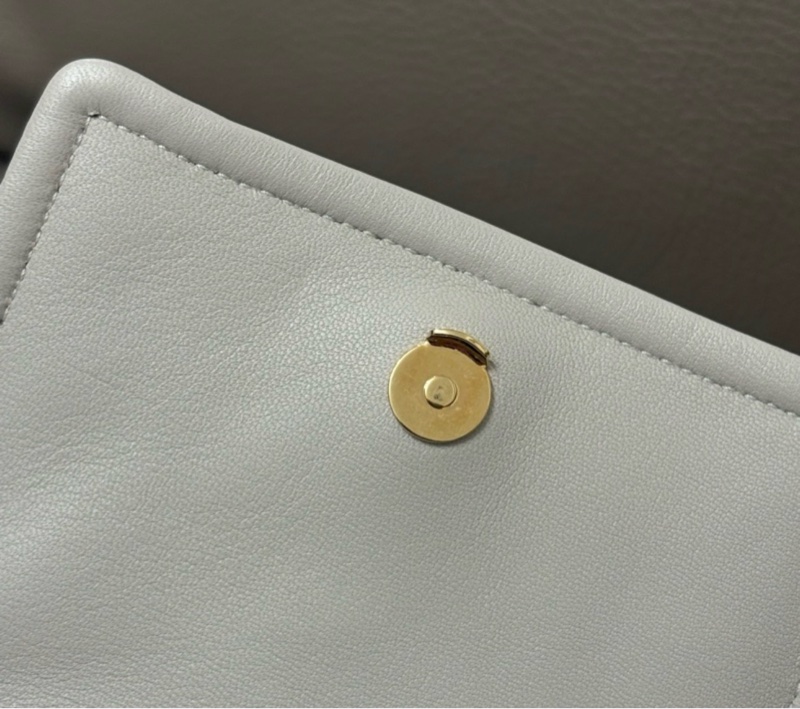 YSL Noilta 肩背包 斜背包 白色 小羊皮 白金-4