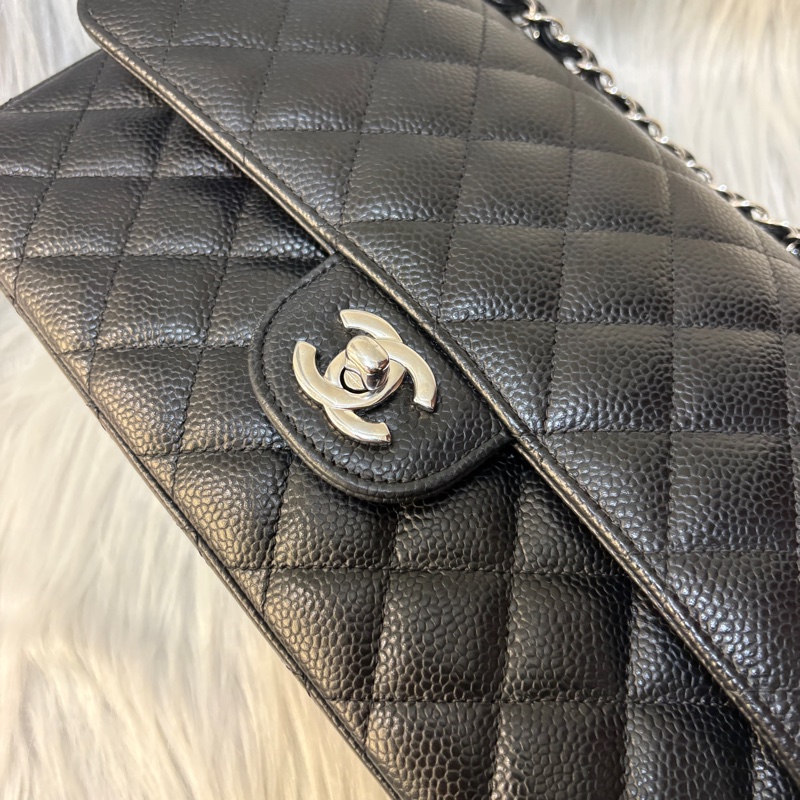 Chanel coco 25黑銀荔枝肩背包-3