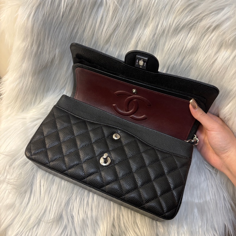 Chanel coco 25黑銀荔枝肩背包-5