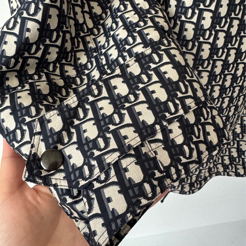 Dior滿版老花前字母防風連帽上衣 超好看❤️‍🔥❤️‍🔥❤️‍🔥-4