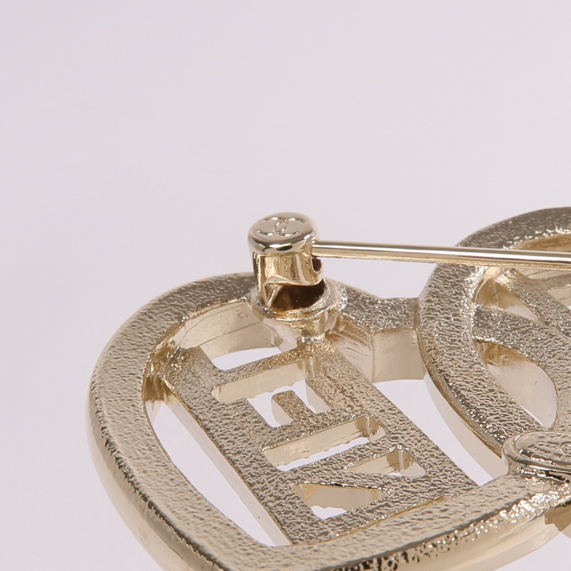 CHANEL 金屬Brooch金扣胸針-4