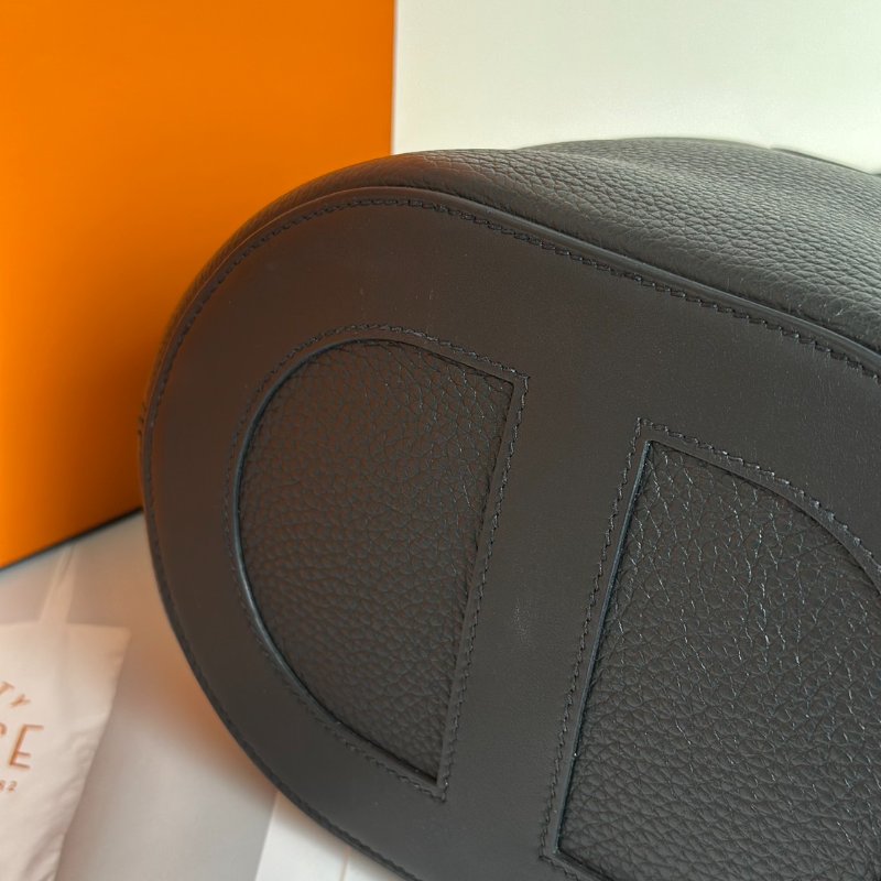 HERMES In the loop 23 -  黑金 B-6