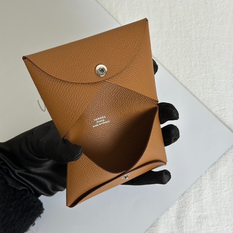 HERMES Calvi 卡包 - 金棕 B-6