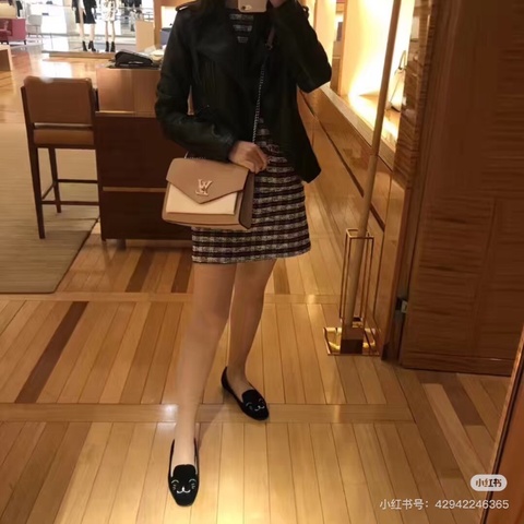 LV 拼色MYLOCKME手提斜背包22.5*17*5.5 98新配件塵袋