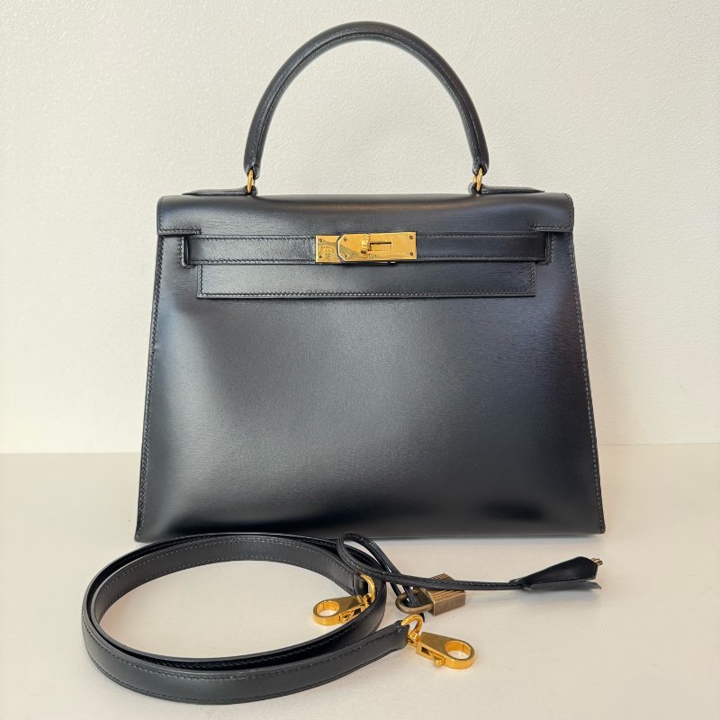 Hermès 愛馬仕 Kelly 28 黑金 Box 皮 圈 M 刻 1983 年 有肩帶有鎖具 尺寸:28*22*10cm-0