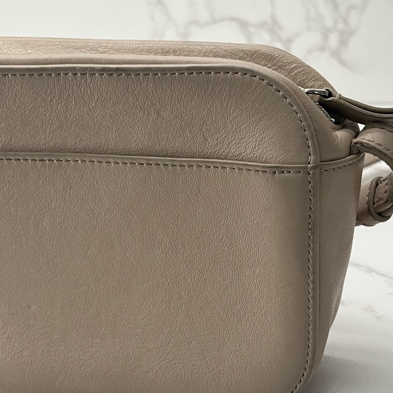 香緹國際精品 829 巴黎世家 奶茶色 相機包-7