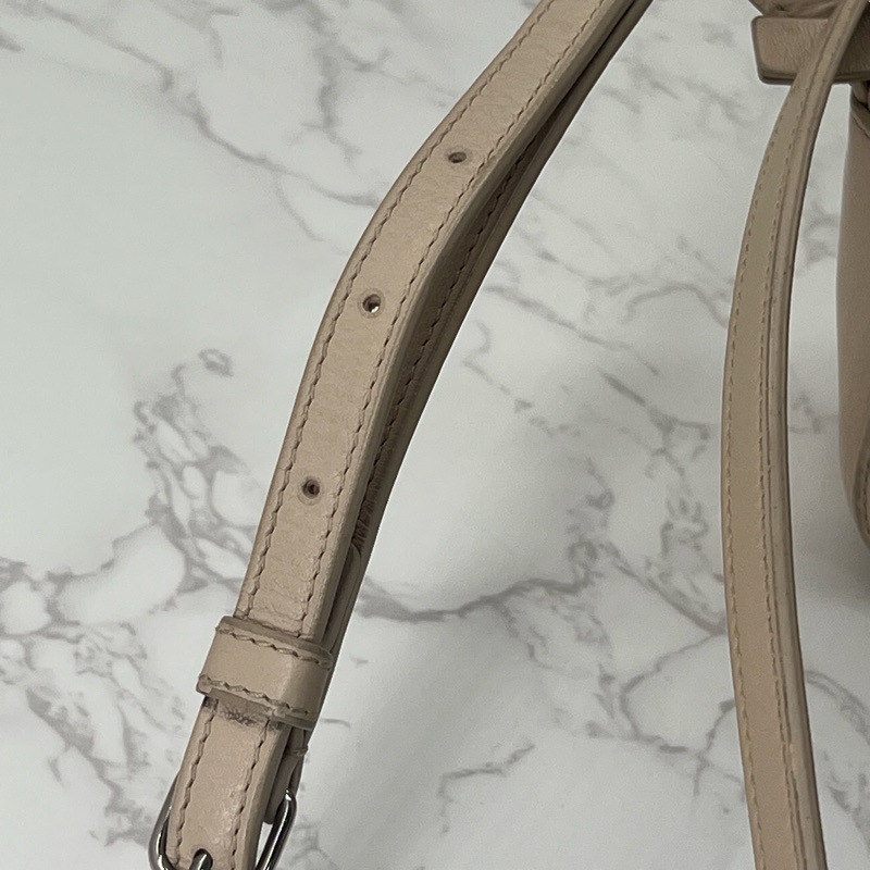 香緹國際精品 829 巴黎世家 奶茶色 相機包-11