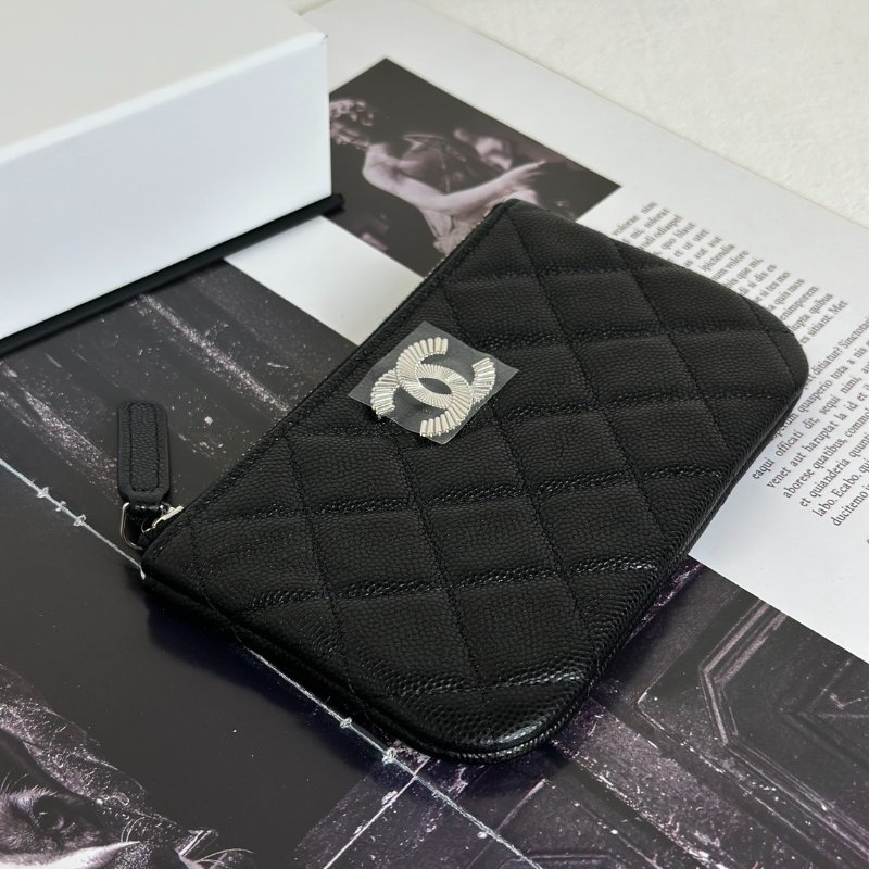 CHANEL 25C一字拉鍊零錢包 - 黑銀-1