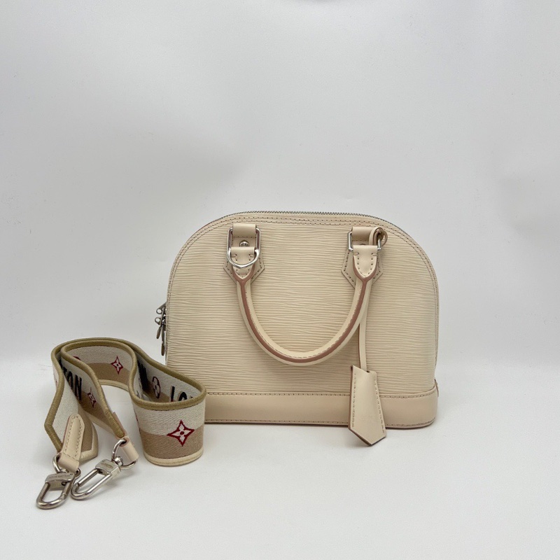 LV 水波紋貝殼包銀扣 Alma BB手提肩背斜背包芯片款23*18*11 98新配件鑰匙塵袋-1