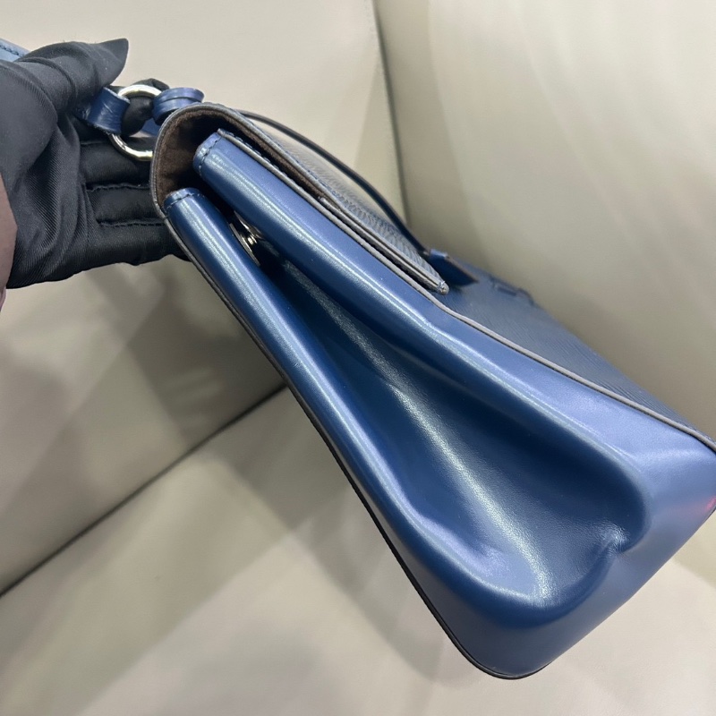 LV Cluny藍色水波紋手提包 30*22 98新配件塵袋-3