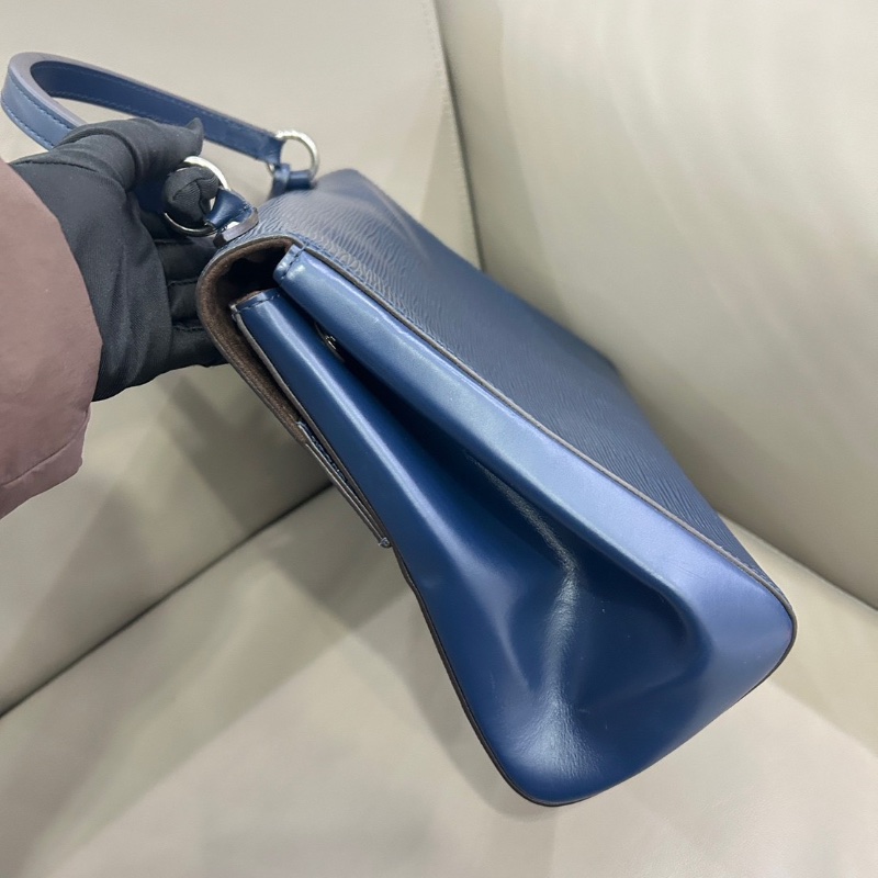 LV Cluny藍色水波紋手提包 30*22 98新配件塵袋-5