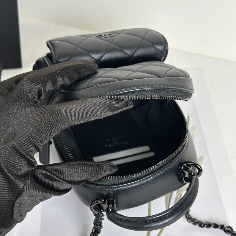 CHANEL 25P羊皮迷你後背包 - So black-7