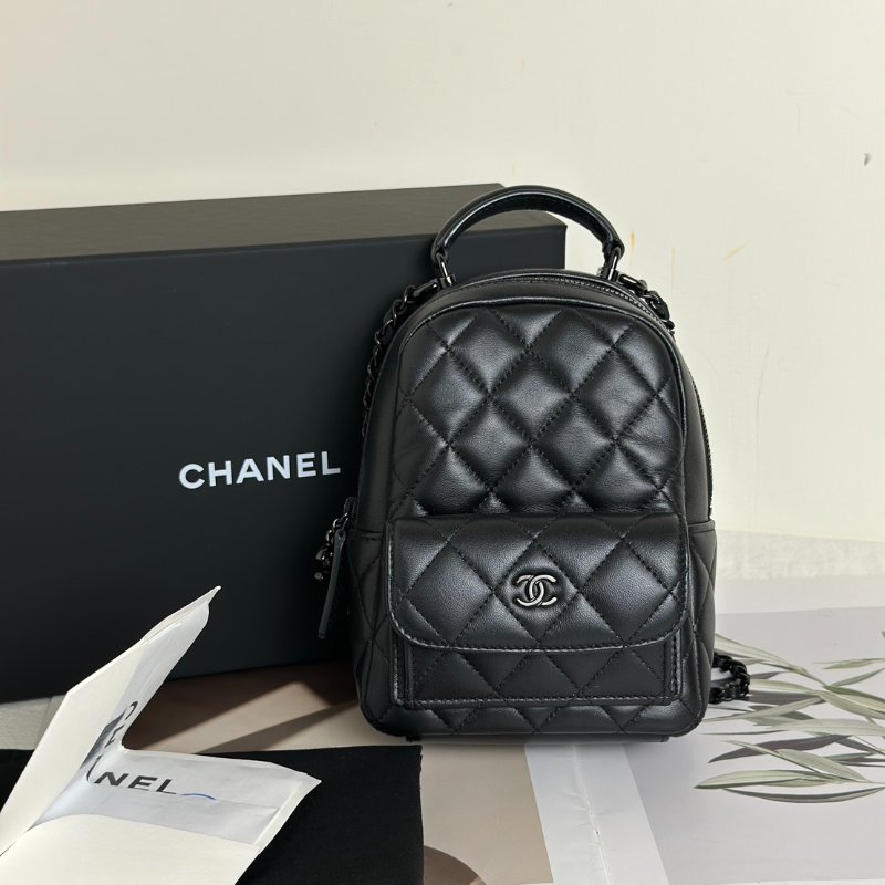 CHANEL 25P羊皮迷你後背包 - So black-9