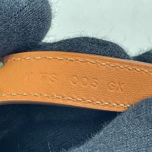 *奢華大道國際精品*【H0395】HERMES玫瑰粉色牛皮 MINI KILLY DOIBLE TOUR 手環 (XS)-6