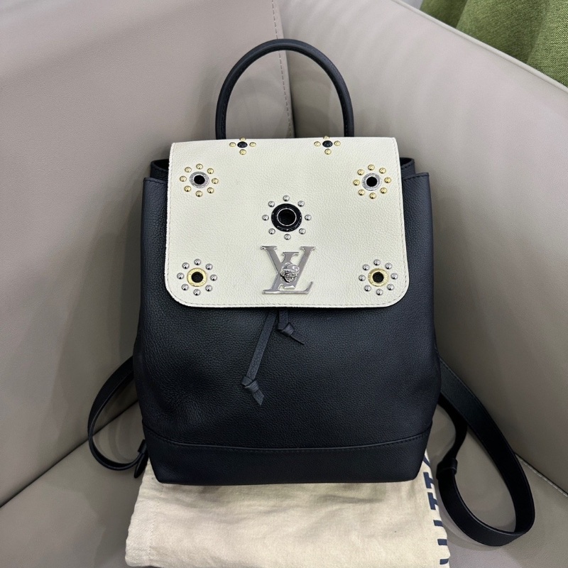 LV Lockme限量款後背包21*27 98新配件塵袋-1