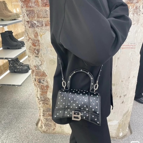 Balenciagahourglass系列仿舊沙漏包 黑色 xs號 18.7*12.9 98新配件塵袋