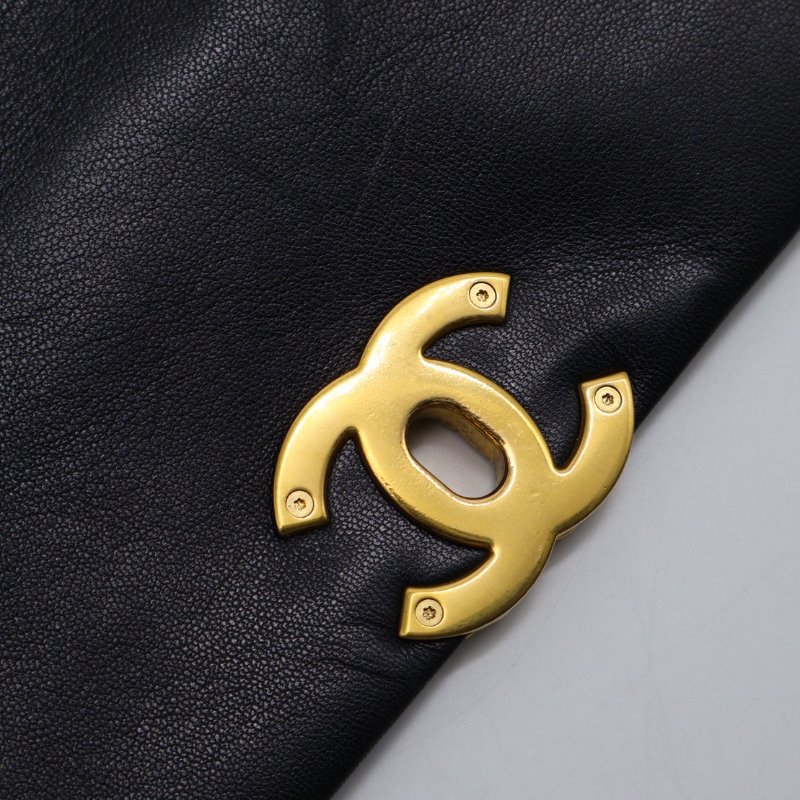 CHANEL 19 Bag 菱格紋羊皮手提肩背包 26 - 黑金30開-13