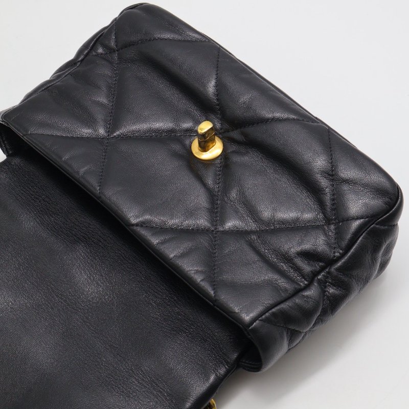 CHANEL 19 Bag 菱格紋羊皮手提肩背包 26 - 黑金30開-14