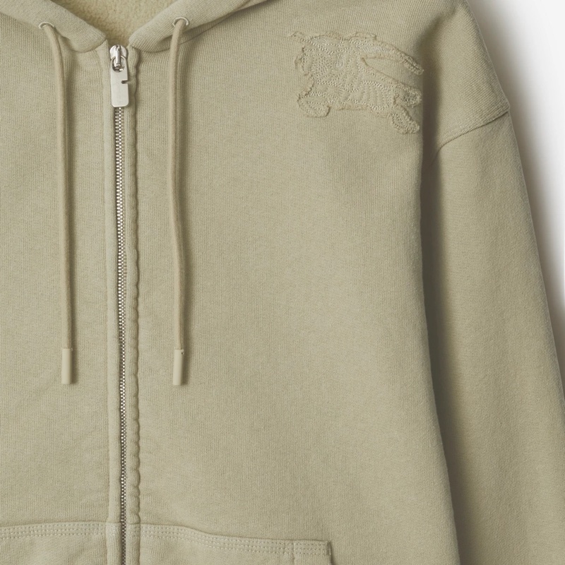 Burberry 男士 棉質拉鍊衛衣XXS XS S M L XL碼模特身高 189 CM,穿著 UK M 碼-1