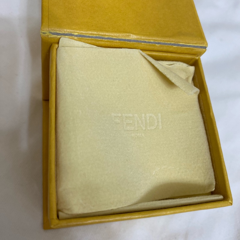 fendi全新珍珠款戒指尺寸L-7