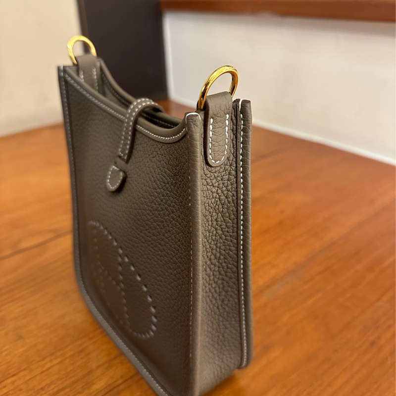 HERMES 大象灰金釦MINI EVELYNE-1