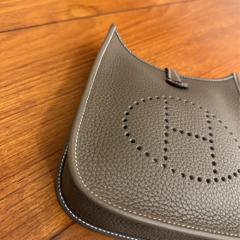 HERMES 大象灰金釦MINI EVELYNE-17