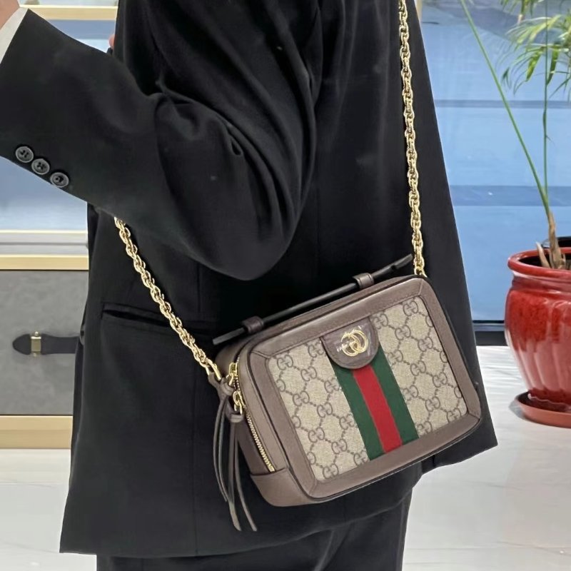 GUCCI 帆布老花綠紅織帶相機包-18