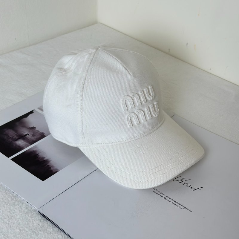 Miu Miu 刺繡休閒棒球帽 - S 白-2