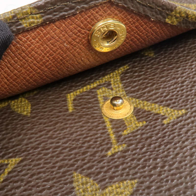 LOUIS VUITTON Monogram Porte Monnaie Carte Credit金扣錢包-17