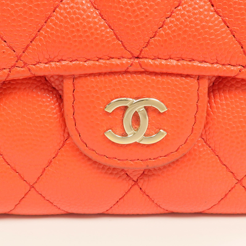 CHANEL 牛皮皮革Wallet金扣錢包-6