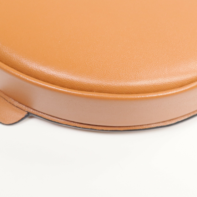 LOEWE 牛皮皮革Mini Heel Pouch肩背袋-7