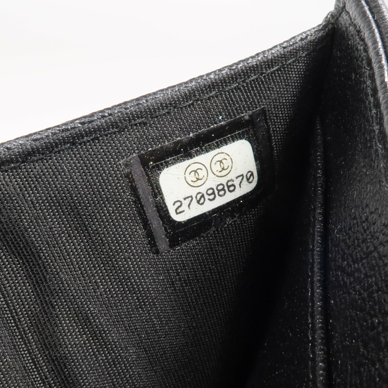 CHANEL 牛皮皮革Wallet金扣錢包-13