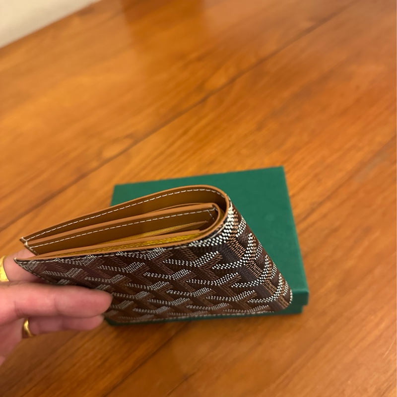 GOYARD咖花紋對開短夾-5